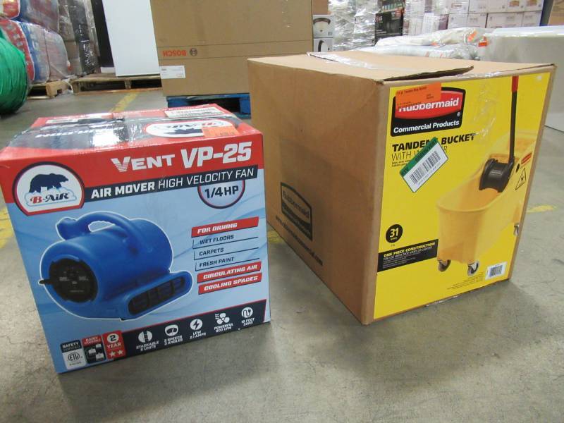lot 87 image: B-AIR AIR MOVER & RUBBERMAID MOP BUCKET