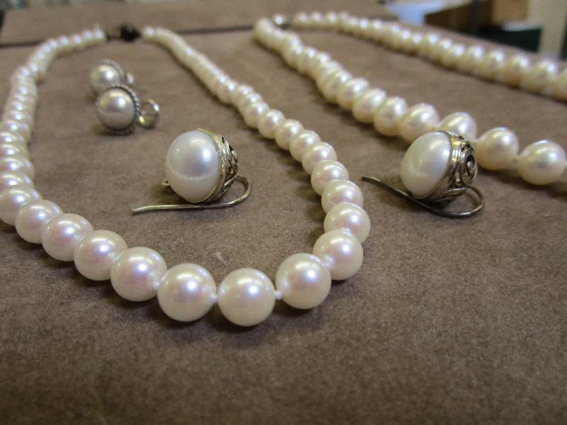 lot 106 image: CULTURED PEARL 925 COLLECTION