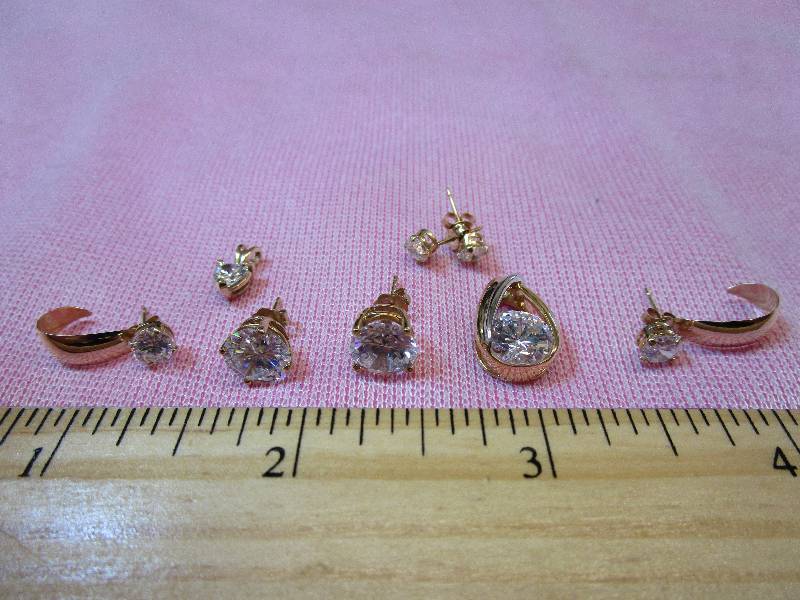 lot 124 image: 14K YELLOW GOLD CZ COLLECTION, 7.2 GRAMS