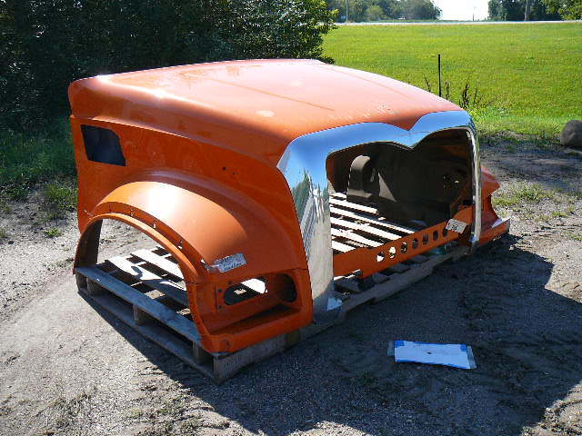 2014 Mack Hood