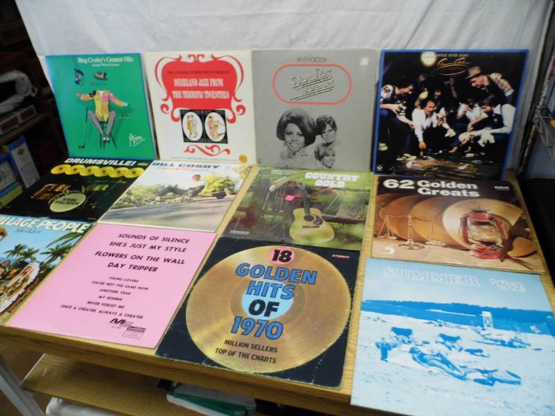 lot 74 image: Lot of 24 Albums