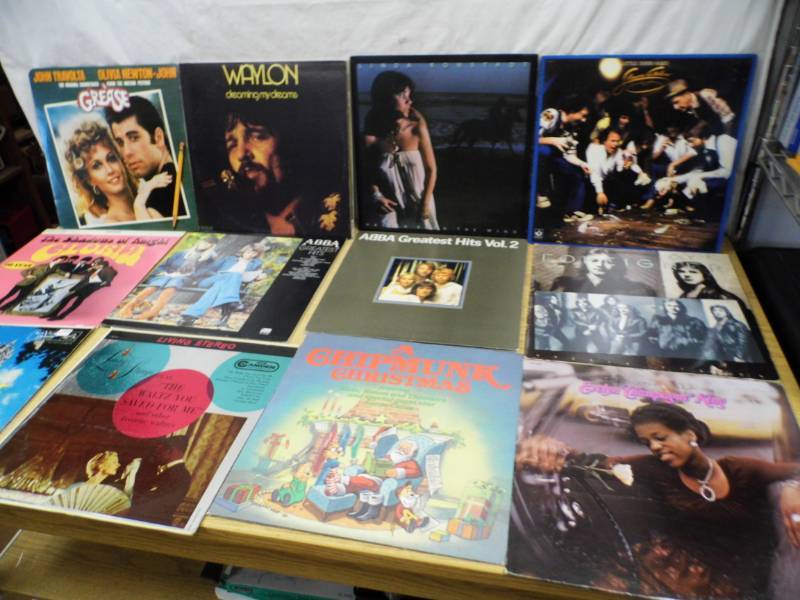 lot 75 image: Lot of 24 Albums