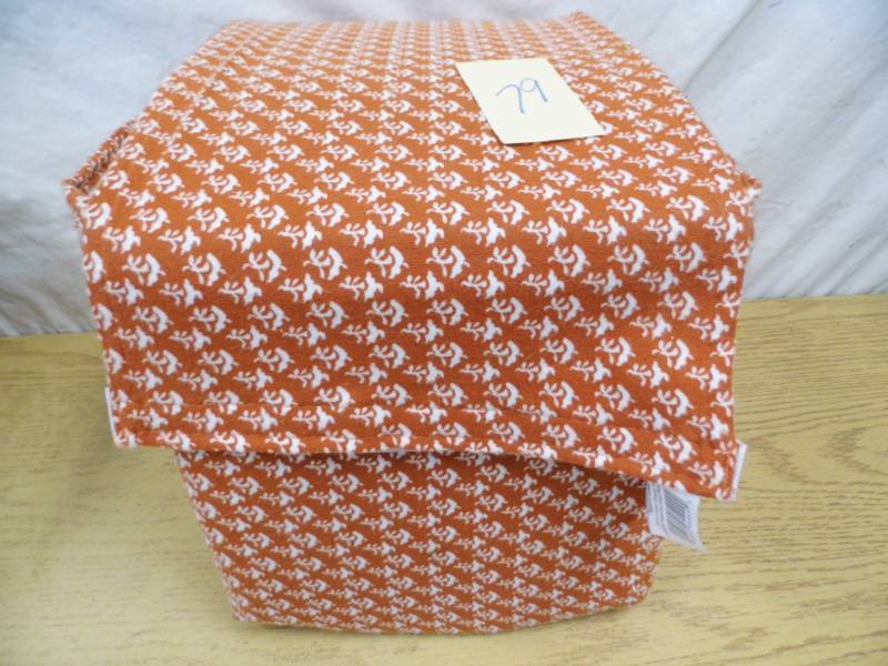 lot 79 image: New King Size Flannel Sheet Set