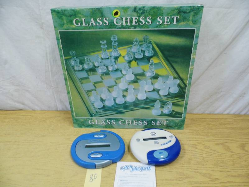 lot 80 image: Chess Set - Catch Phrase Game