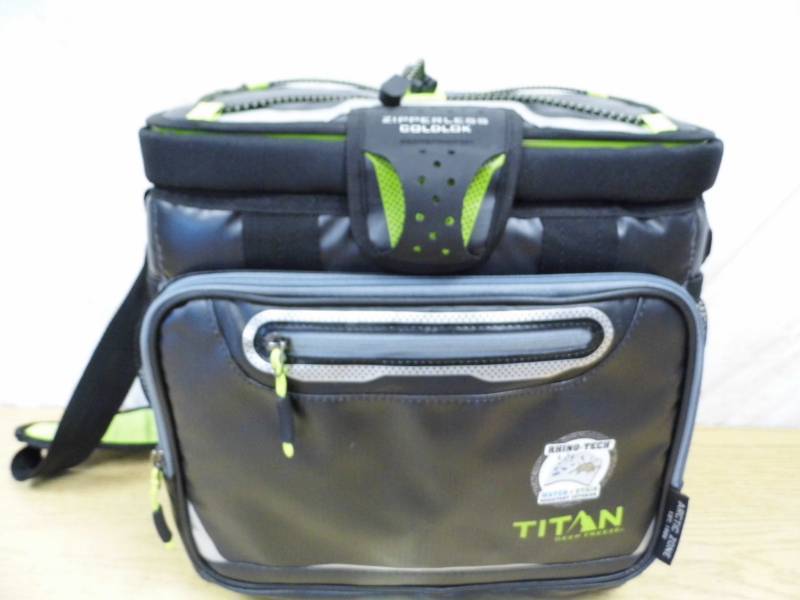 lot 82 image: Cooler