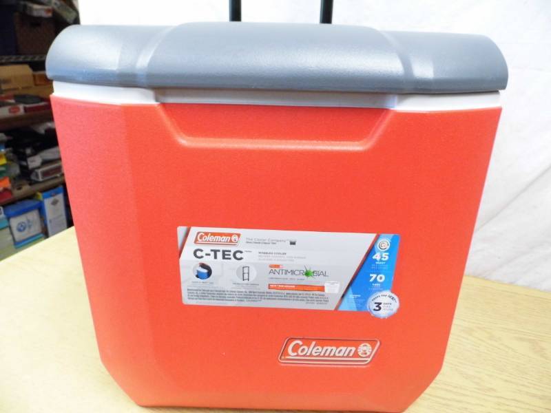 lot 85 image: Coleman Cooler