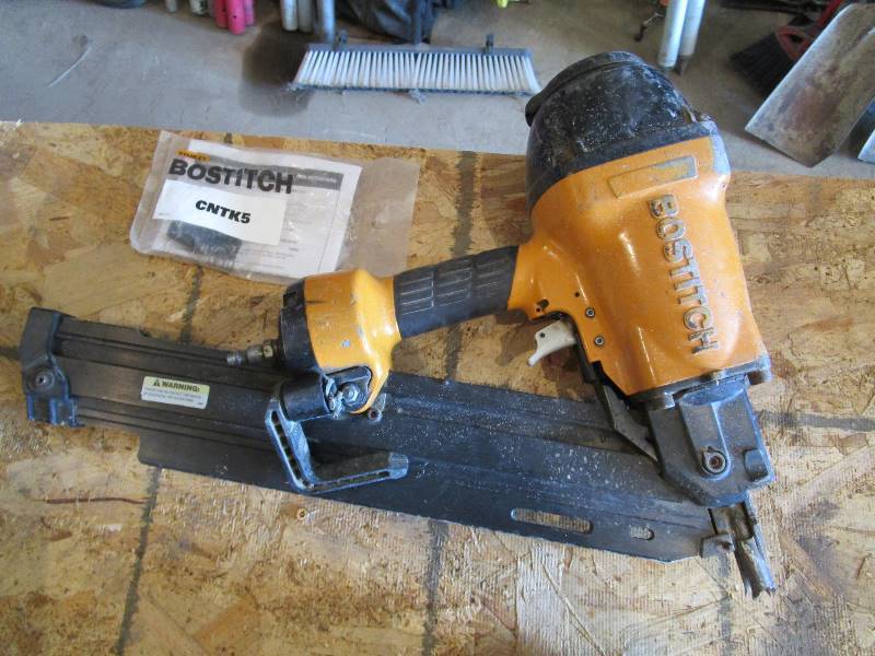 lot 36 image: Bostitch & Passlode Nailers