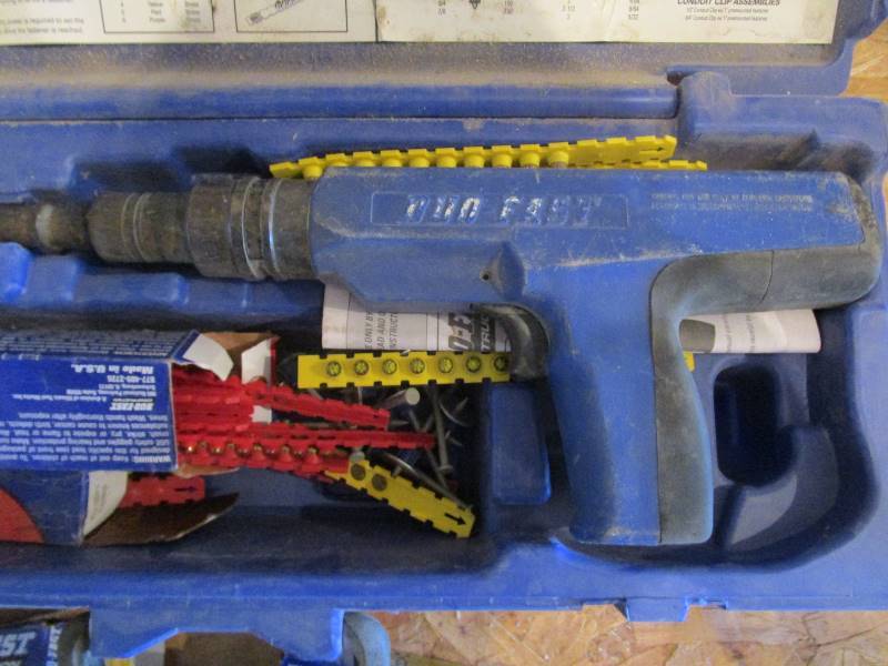 lot 109 image: Duo-Fast Concrete Nailer