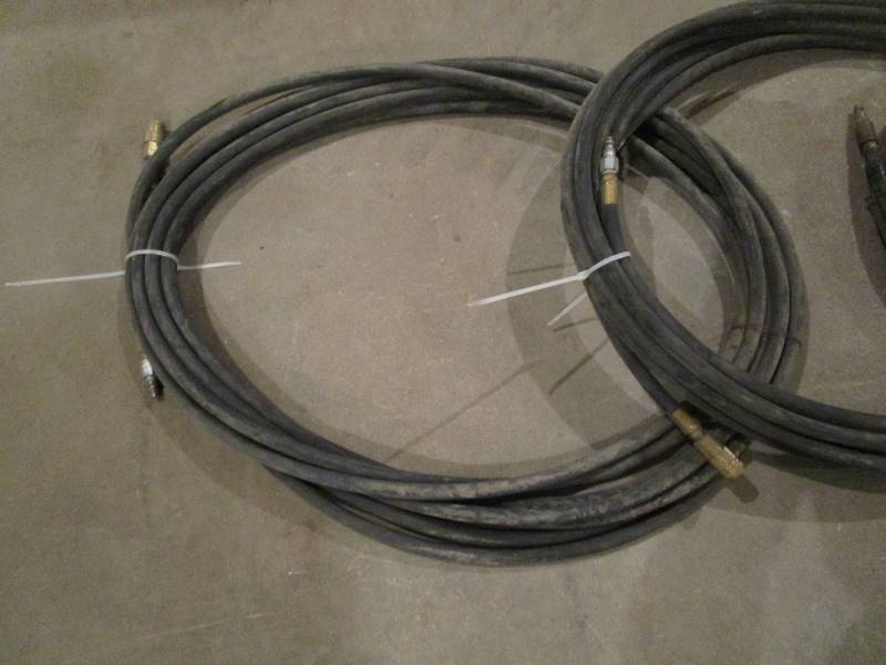 lot 158 image: (4) Air Hoses