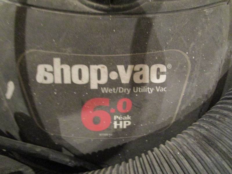 lot 170 image: 16 gal Shop Vac & Accessories
