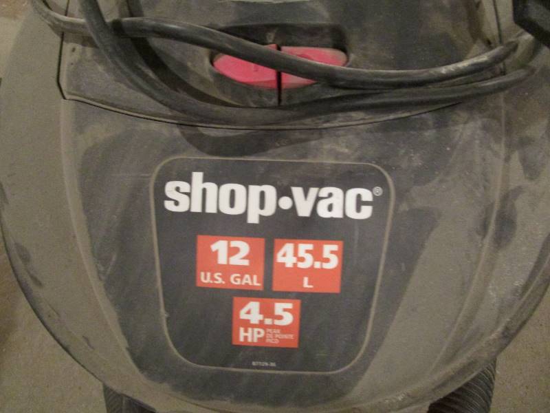 lot 171 image: 12 gal Shop Vac & Accessories