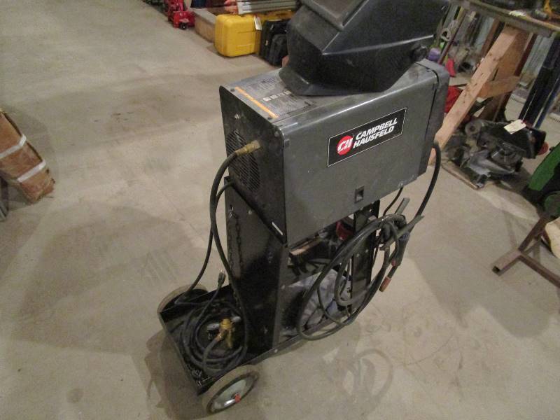 lot 12 image: Campbell Hausfeld 120v Welder