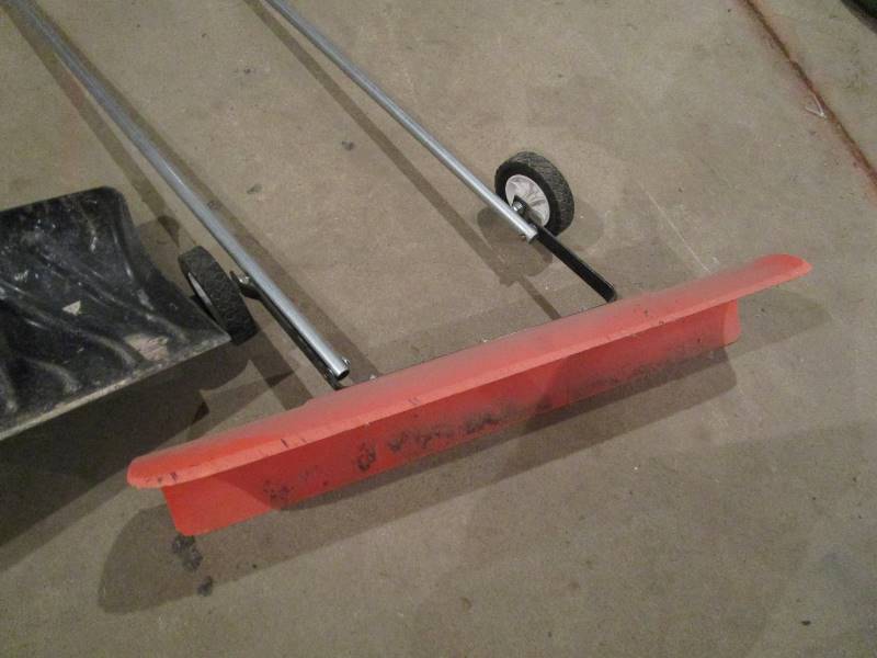 lot 196 image: Snow Shovels & Snow Blade