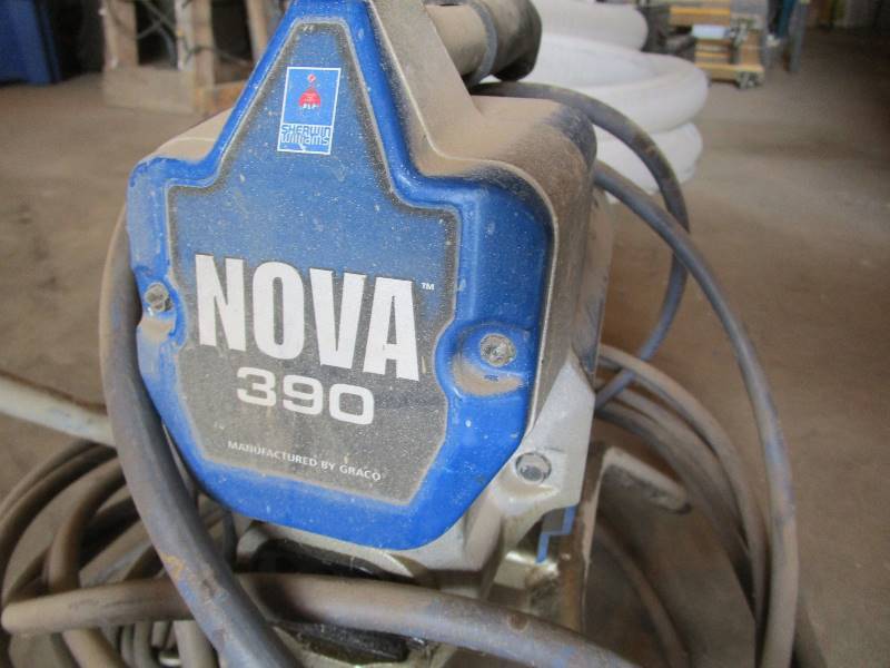 lot 219 image: Serwin Williams Nova 390 Paint Pump