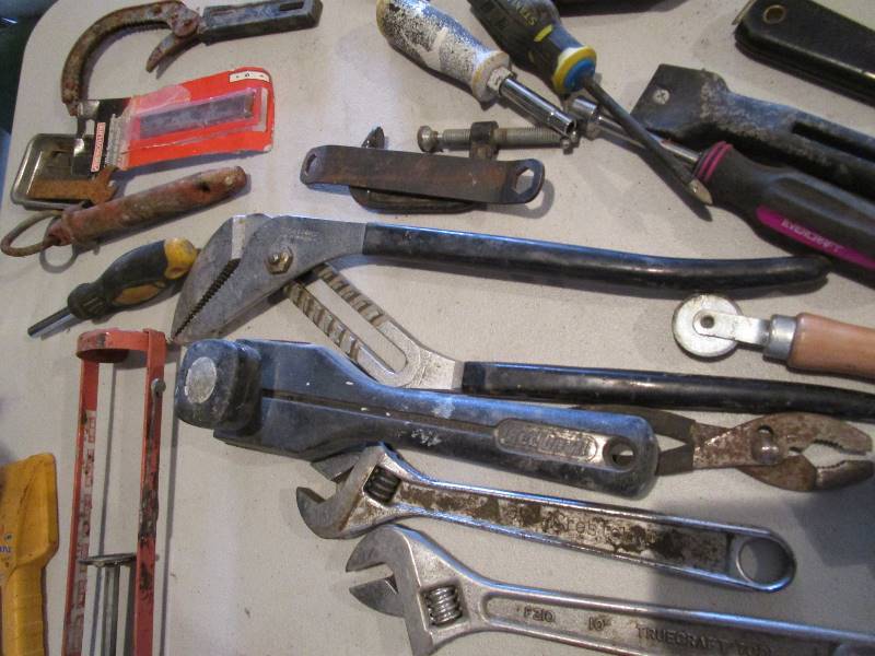 lot 229 image: Misc Tools