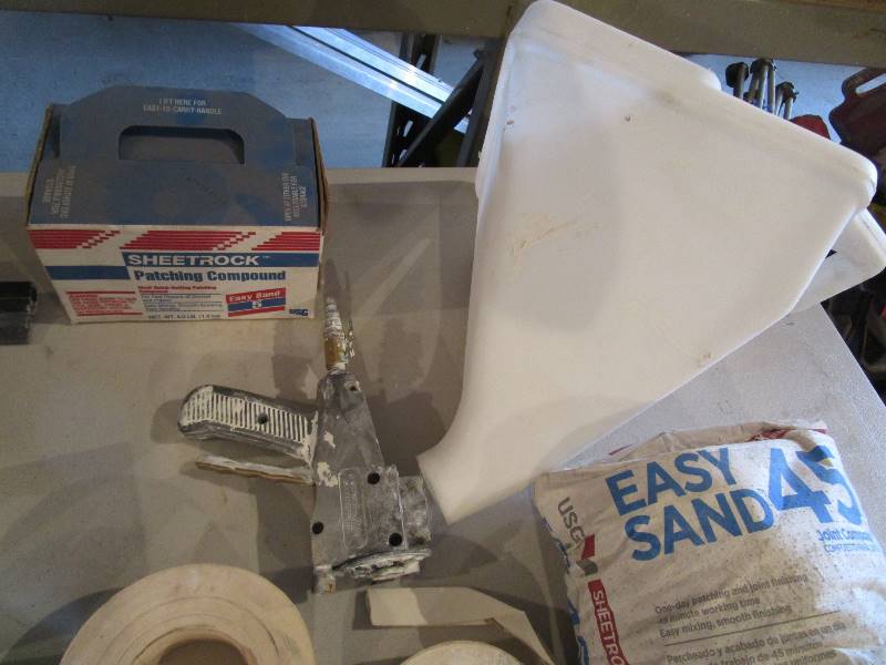 lot 256 image: Lot of Tape & Texture Supplies