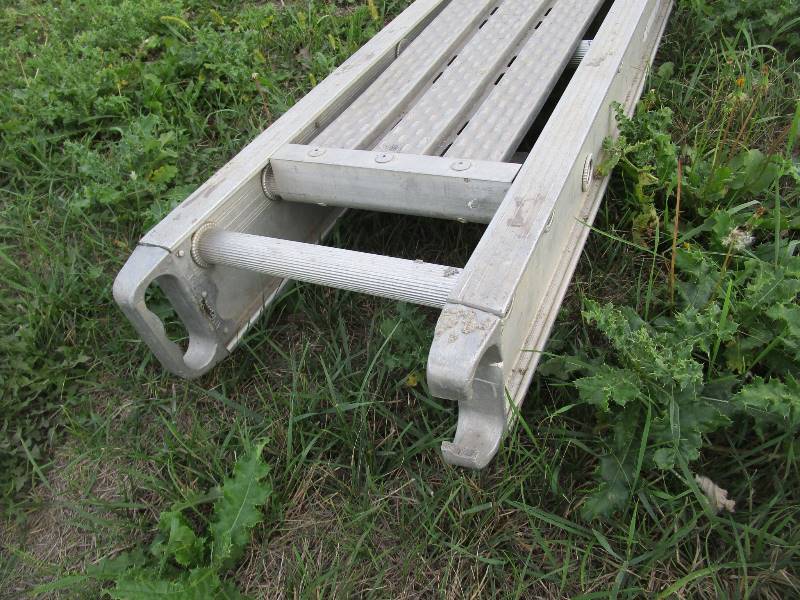lot 344 image: Alum PlankLadder 20x12x5