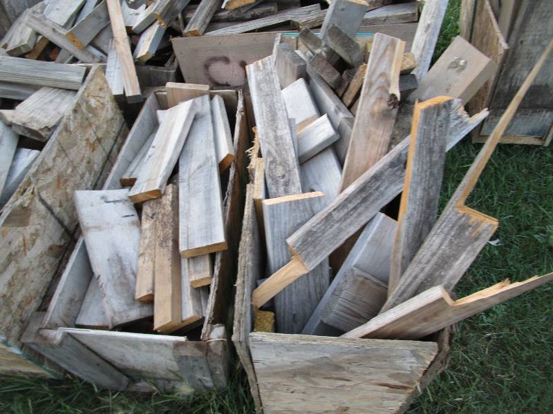 lot 357 image: Lot of Firewood