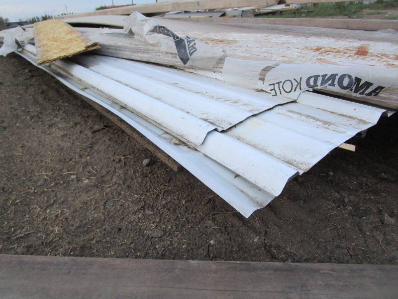 lot 363 image: Tin & Lumber
