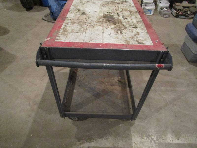 lot 285 image: Shop Cart 3x2x32