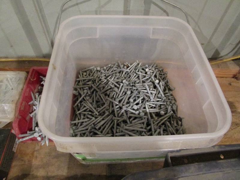 lot 295 image: Misc Nails