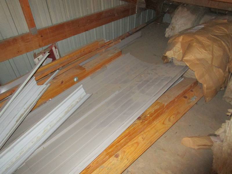 lot 315 image: Complete 6x10 Storage Building Minus Wall Tin