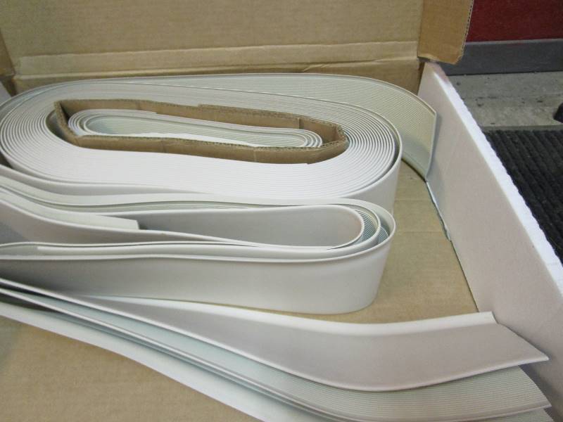 lot 320 image: Commercial Vinyl Baseboard