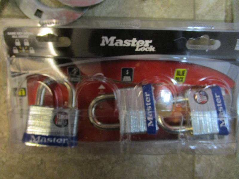 lot 325 image: Masterlock Padlocks, Bearings, Ropelight