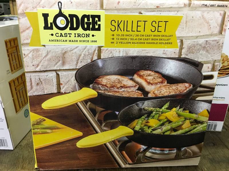 Lodge 2PC Cast Iron, Retail $36.99