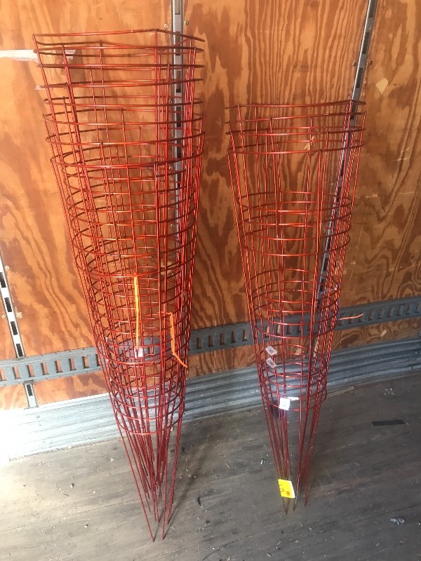 lot 54 image: (12) New 16x54 Plant Supports