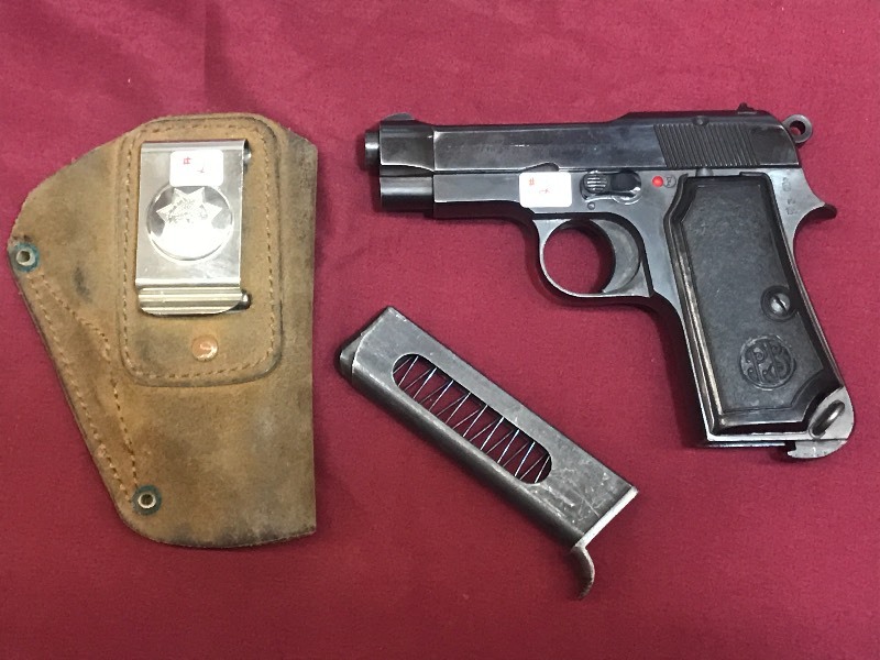 lot 2 image: Beretta 1953 Semi-Auto Pistol