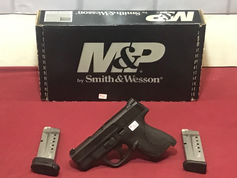 lot 30 image: Smith & Wesson M&P 9-Shield Pistol