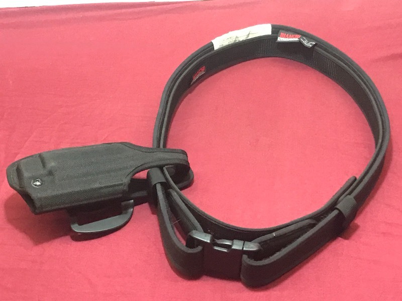 lot 35 image: Bianchi Gun Belt With Weapon-Light Holster