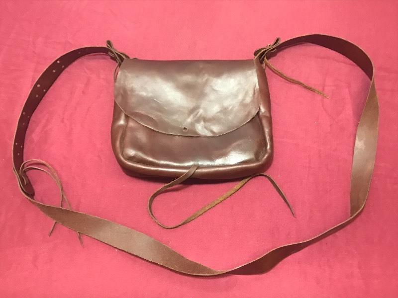 lot 53 image: Leather Shoulder Bag