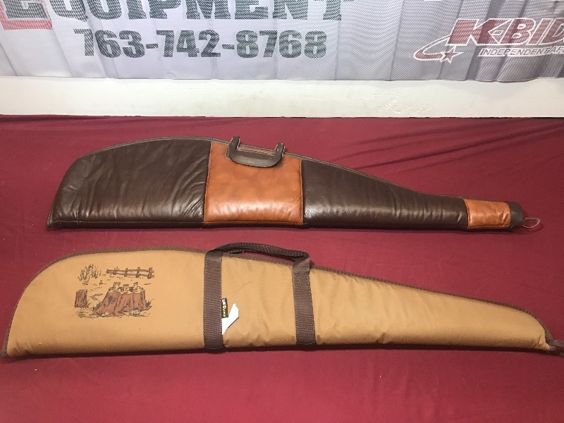 lot 58 image: (2) Padded Rifle Cases