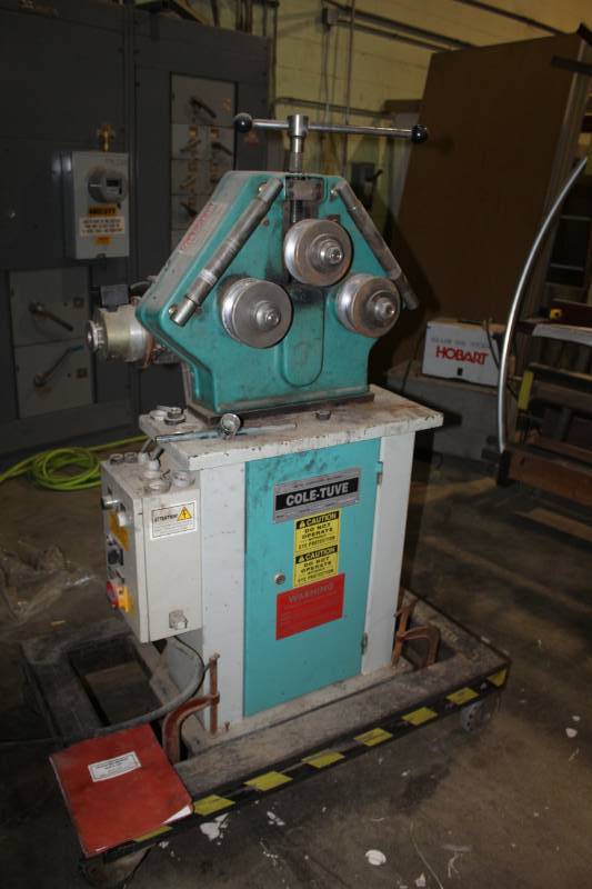 lot 10 image: Cole-Tuve Angle Bending Roll w Manual