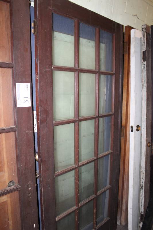lot 31 image: Lot of (2) Doors - 15-glass pane, 6-panel wood