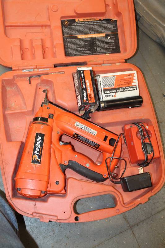 lot 669 image: Paslode Nailer w Case