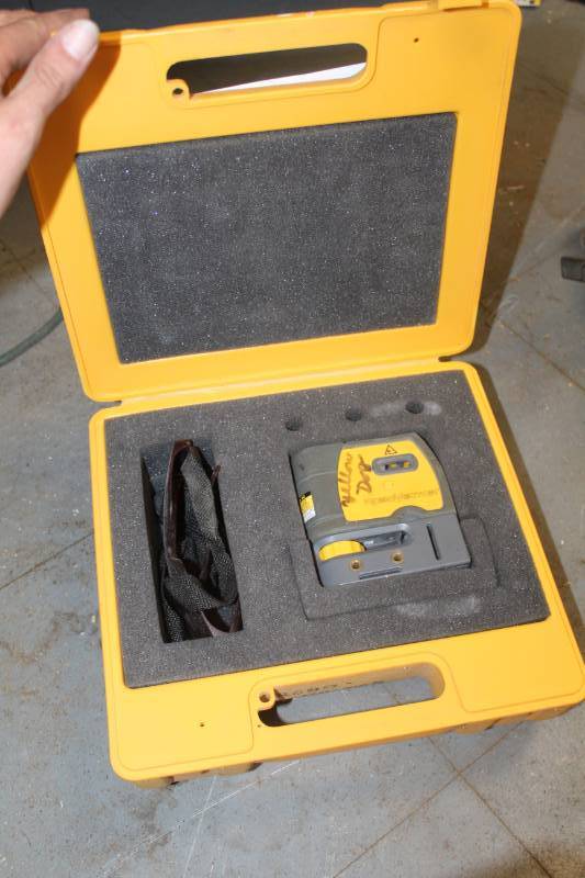 lot 667 image: Robovector w Case