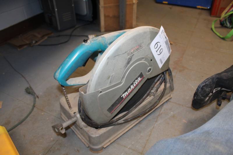 lot 619 image: Makita 14in. Tile Saw
