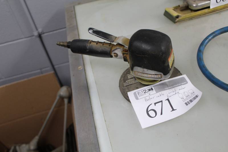lot 671 image: Porter-Cable Pneumatic Orbital Sander