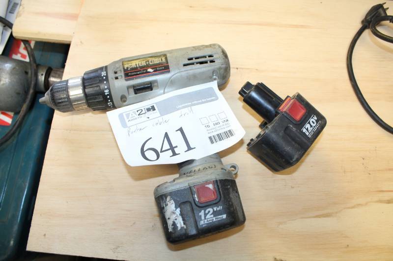 lot 641 image: Porter-Cable 12VDC Cordless Driver Drill w 2-Batteries