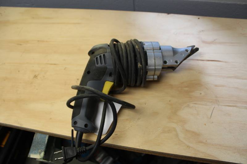 lot 642 image: Performax Metal Shear