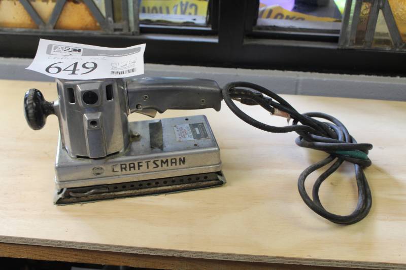 lot 649 image: Craftsman Industrial Rated Dual-Motion Sander