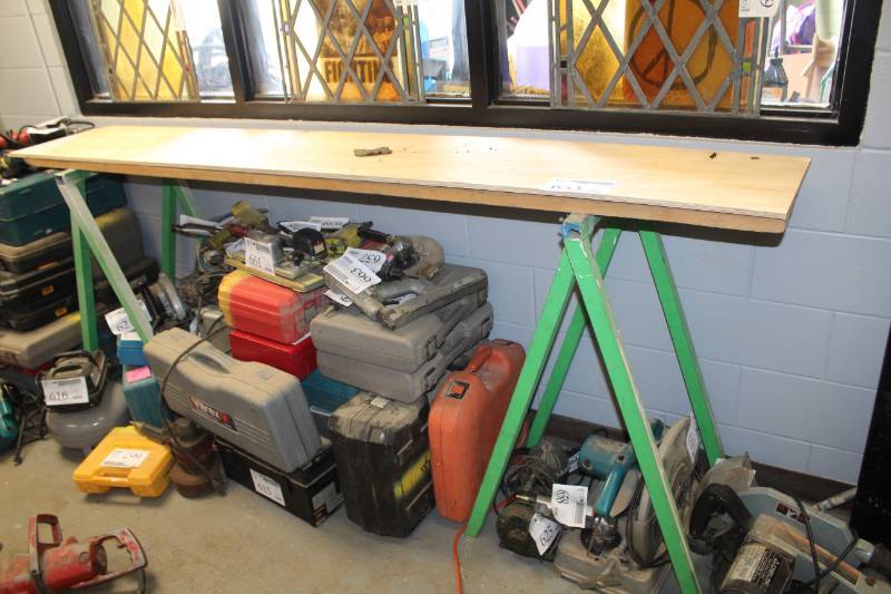 lot 653 image: Custom Work Bench