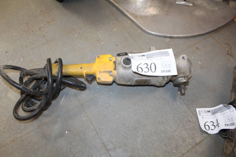 lot 630 image: DeWalt 7in. Angle Sander