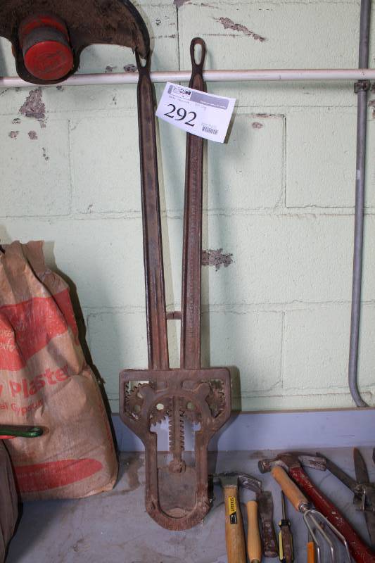 lot 292 image: Head Trimmer