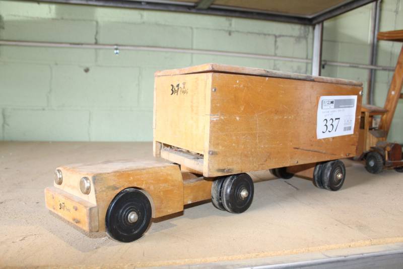 lot 337 image: Vintage Wood Semi-Tractor Trailer Toy