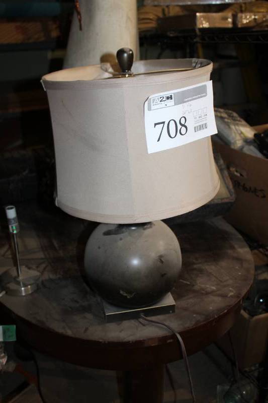lot 708 image: Table Lamp