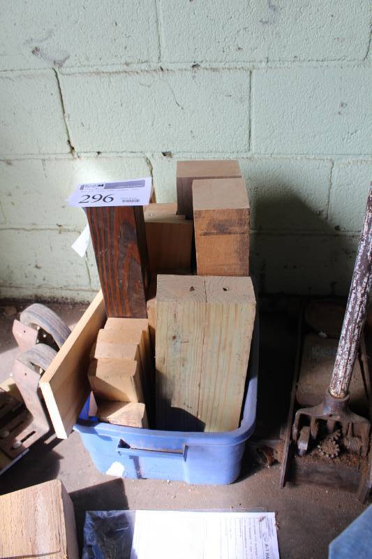 lot 296 image: Scrap Wood
